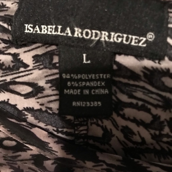 ISABELLA RODRIQUEZ  animal print w/ lattice cut out 3/4  sleeves - Picture 9 of 13